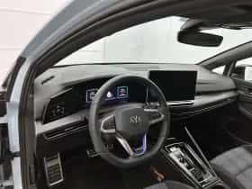 Volkswagen Golf (2025) thumbnail 18