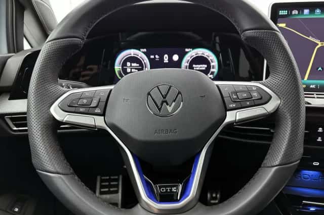Volkswagen Golf (2025) thumbnail 31