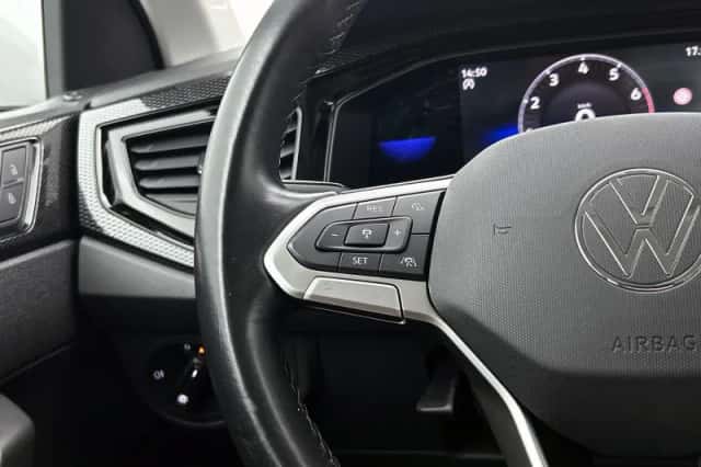 Volkswagen Polo (2023) thumbnail 6