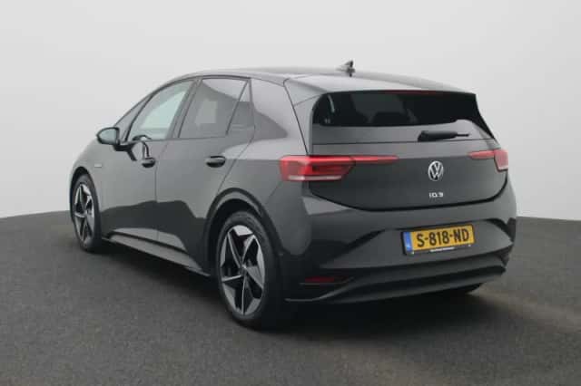 Volkswagen ID.3 (2023) thumbnail 2