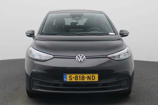 Volkswagen ID.3 (2023) thumbnail 3