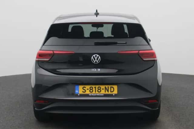Volkswagen ID.3 (2023) thumbnail 5
