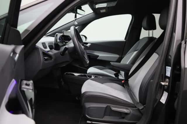 Volkswagen ID.3 (2023) thumbnail 10