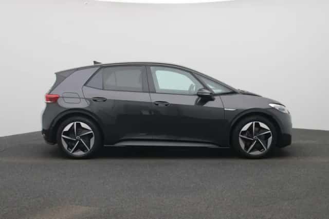 Volkswagen ID.3 (2023) thumbnail 6