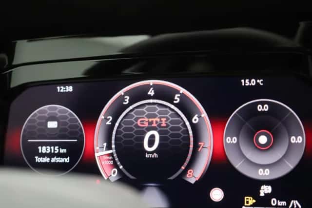 Volkswagen Golf (2025) thumbnail 24