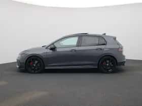 Volkswagen Golf (2025) thumbnail 4