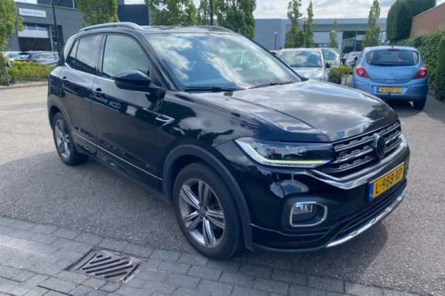 Volkswagen T-Cross (2021) thumbnail 3