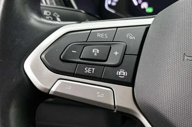 Volkswagen T-Cross (2021) thumbnail 6