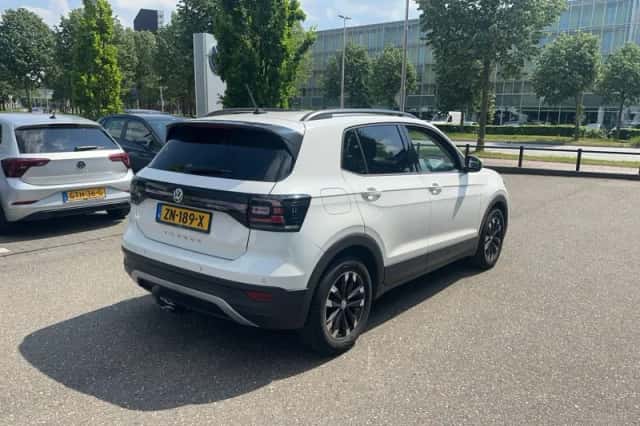 Volkswagen T-Cross (2019) thumbnail 5