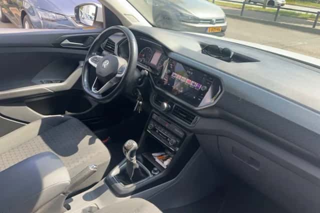 Volkswagen T-Cross (2019) thumbnail 8