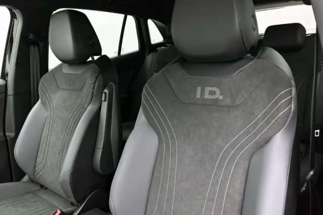 Volkswagen ID.4 (2026) thumbnail 12