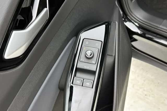 Volkswagen ID.4 (2026) thumbnail 26