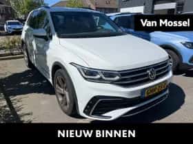 Volkswagen Tiguan (2021)