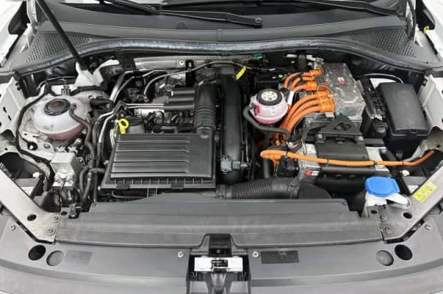 Volkswagen Tiguan (2021) thumbnail 32