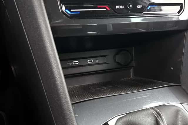 Volkswagen Tiguan (2021) thumbnail 37