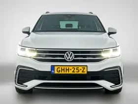 Volkswagen Tiguan (2021) thumbnail 5