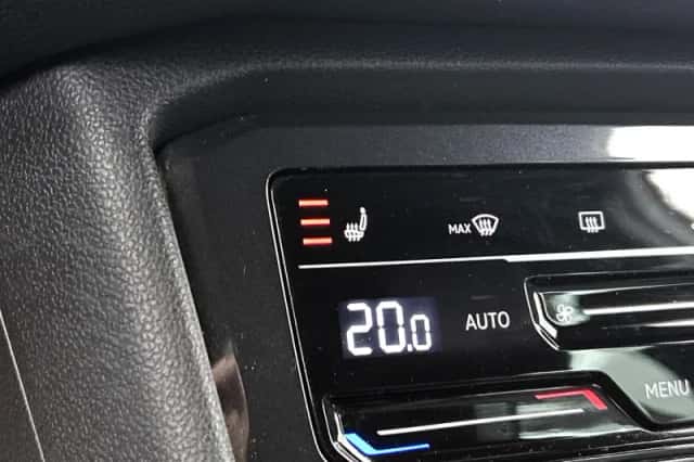 Volkswagen Tiguan (2021) thumbnail 8