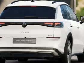Volkswagen T-Roc (2025) thumbnail 5