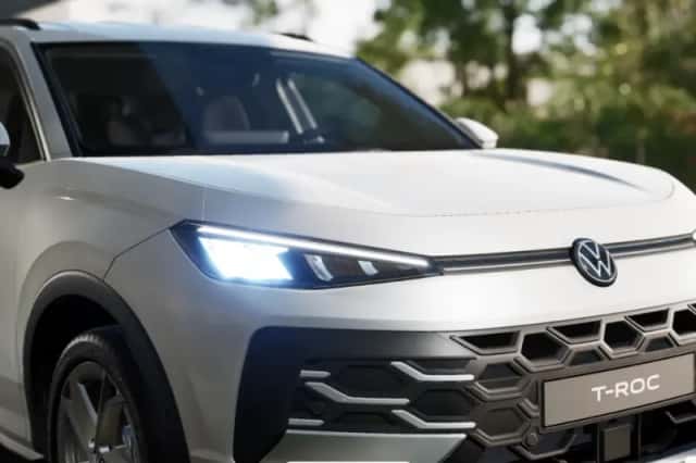 Volkswagen T-Roc (2025) thumbnail 4