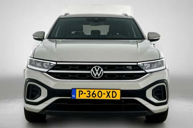 Volkswagen T-Roc (2022) thumbnail 5