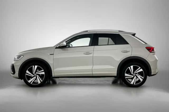 Volkswagen T-Roc (2022) thumbnail 2
