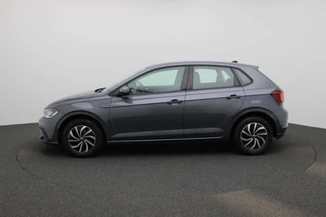 Volkswagen Polo (2023) thumbnail 4