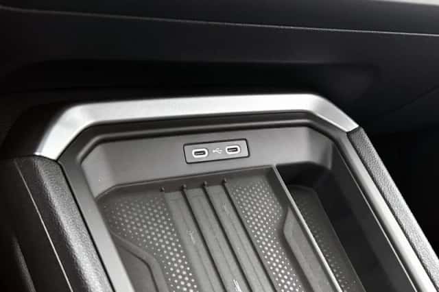 Volkswagen T-Roc (2025) thumbnail 32
