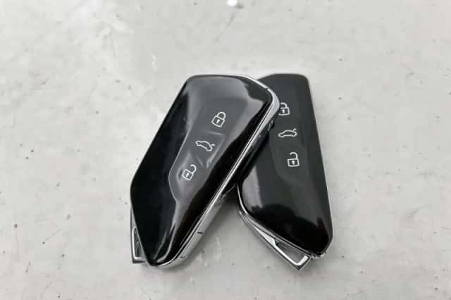 Volkswagen Golf (2025) thumbnail 16