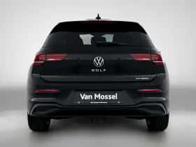Volkswagen Golf (2025) thumbnail 3