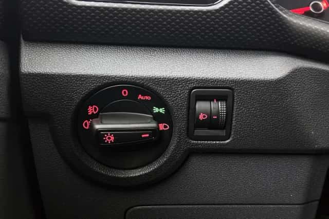 Volkswagen T-Cross (2021) thumbnail 24