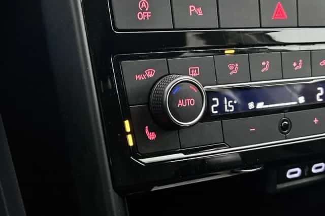 Volkswagen T-Cross (2021) thumbnail 8