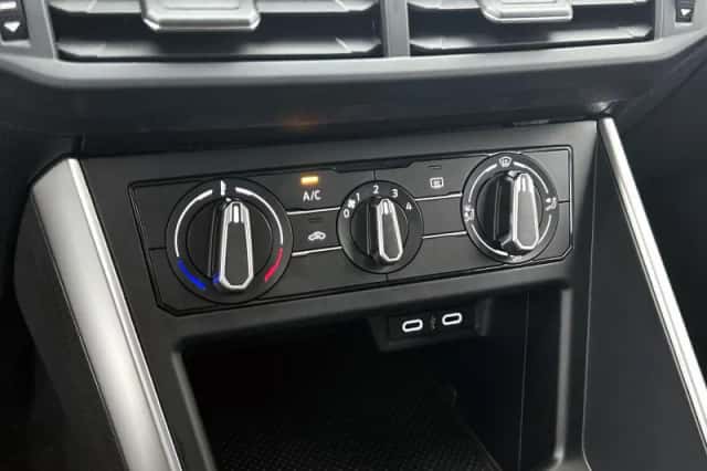 Volkswagen Taigo (2022) thumbnail 24