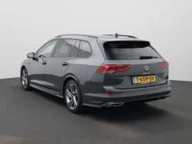 Volkswagen Golf (2023) thumbnail 2