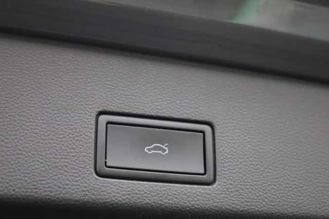 Volkswagen Golf (2023) thumbnail 15