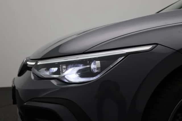 Volkswagen Golf (2023) thumbnail 16