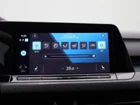 Volkswagen Golf (2023) thumbnail 18