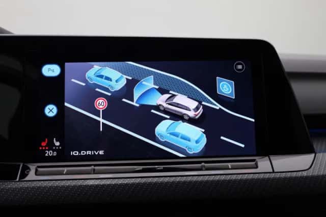 Volkswagen Golf (2023) thumbnail 29
