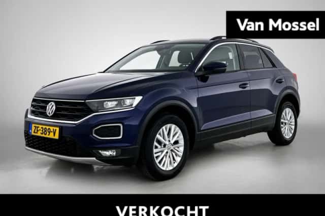 Volkswagen T-Roc (2018) thumbnail 1