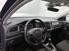 Volkswagen T-Roc (2018) thumbnail 18