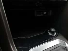 Volkswagen T-Roc (2018) thumbnail 30