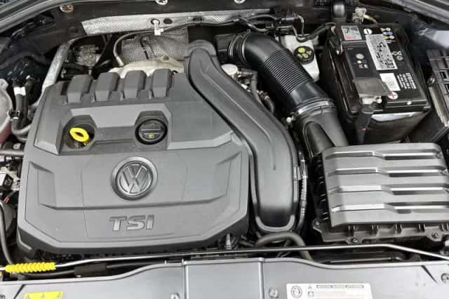 Volkswagen T-Roc (2018) thumbnail 10