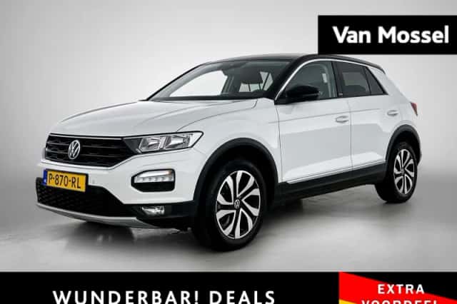 Volkswagen T-Roc (2021) thumbnail 1