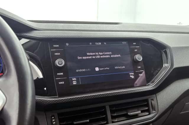 Volkswagen T-Cross (2020) thumbnail 16