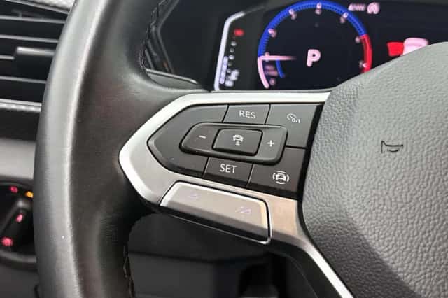 Volkswagen T-Cross (2020) thumbnail 6