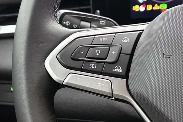 Volkswagen T-Roc (2026) thumbnail 6