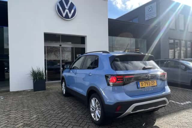Volkswagen T-Cross (2024) thumbnail 4