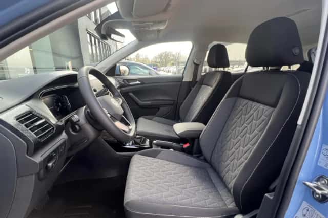 Volkswagen T-Cross (2024) thumbnail 5
