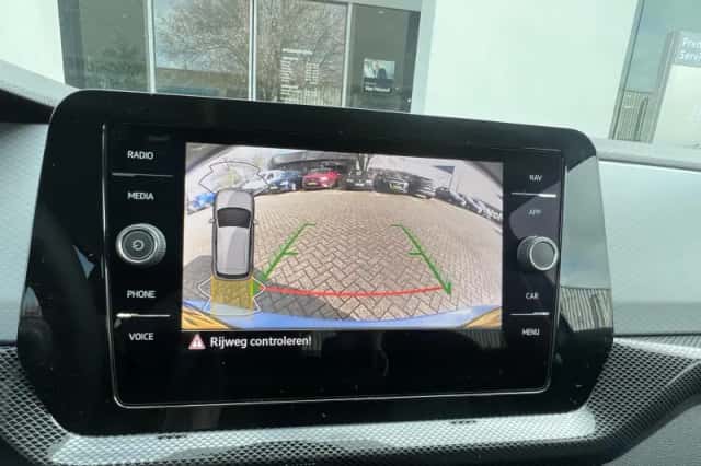 Volkswagen T-Cross (2024) thumbnail 8