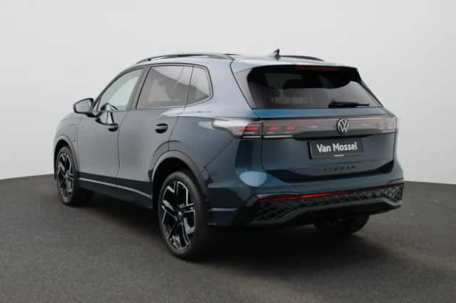 Volkswagen Tiguan (2025) thumbnail 1