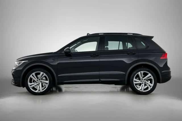 Volkswagen Tiguan (2022) thumbnail 2